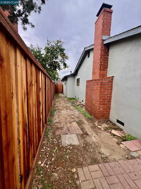 2788 Entrada Cir, Antioch CA: https://media.crmls.org/mediaz/e4e78b8f-5413-4e37-86f4-90ec93203460.jpg