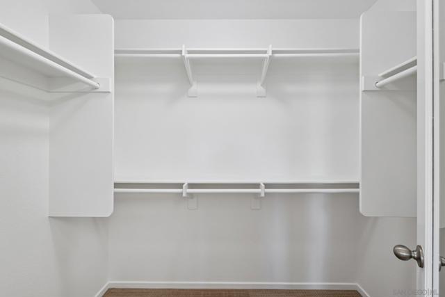 Image 34 of 45 For 1279 Gorge Run Way  3