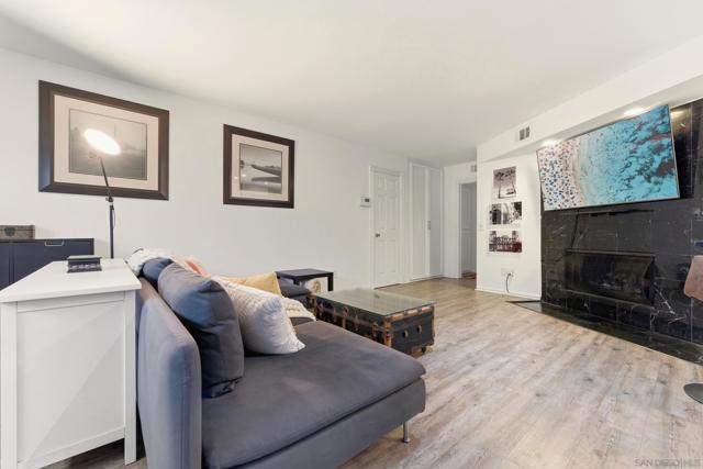 3116 Groton Way, San Diego CA: https://media.crmls.org/mediaz/e4eaa0a1-76ba-4e40-8b80-ae7182725a0d.jpg