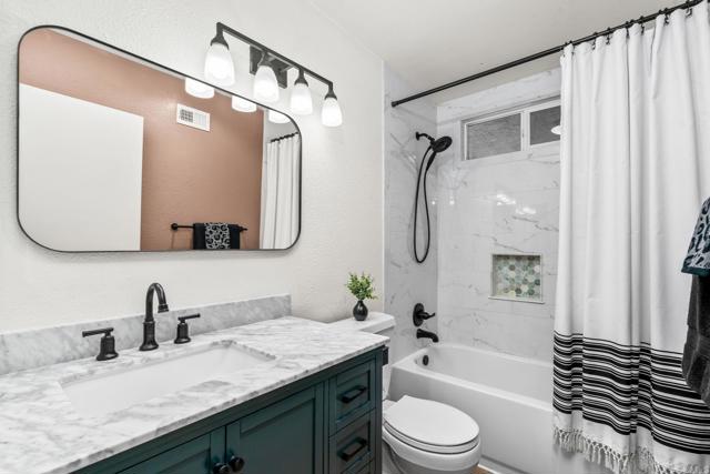 Detail Gallery Image 25 of 30 For 2049 Camino Dr, Escondido,  CA 92026 - 2 Beds | 2 Baths