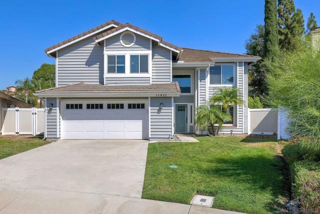 17937 Myrica Ln, San Diego CA: https://media.crmls.org/mediaz/e4ebdaca-8acc-4a61-8ec2-7f9c99bf4989.jpg