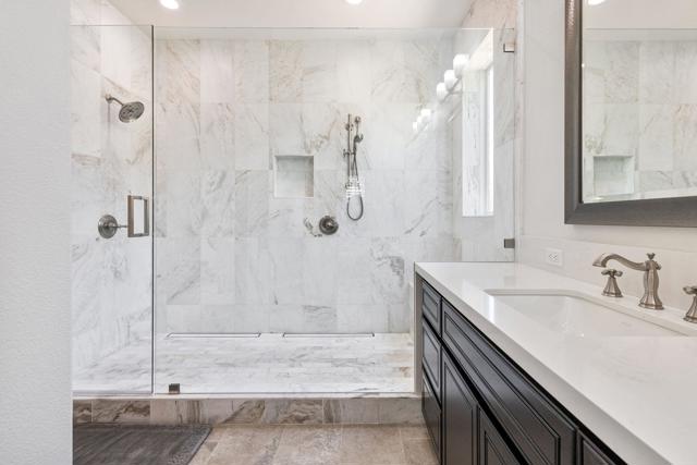 80813 Calle Azul, La Quinta CA: https://media.crmls.org/mediaz/e4ec2419-fa6a-4892-8974-4113a202f22c.jpg