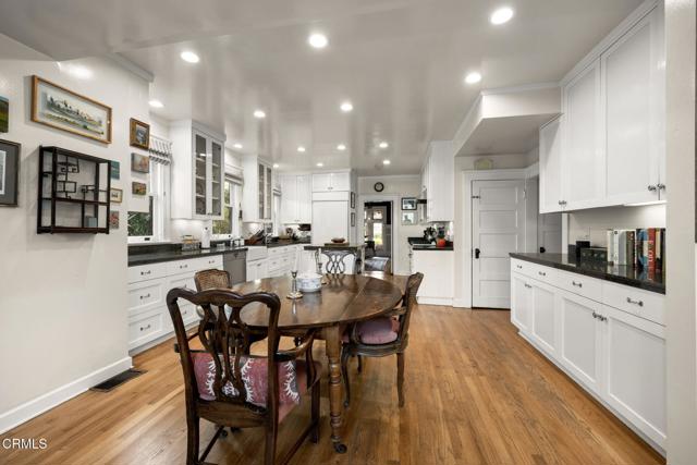 412 Oaklawn Avenue, South Pasadena CA: https://media.crmls.org/mediaz/e4eca9b3-5b82-48ef-950a-adb84295683b.jpg