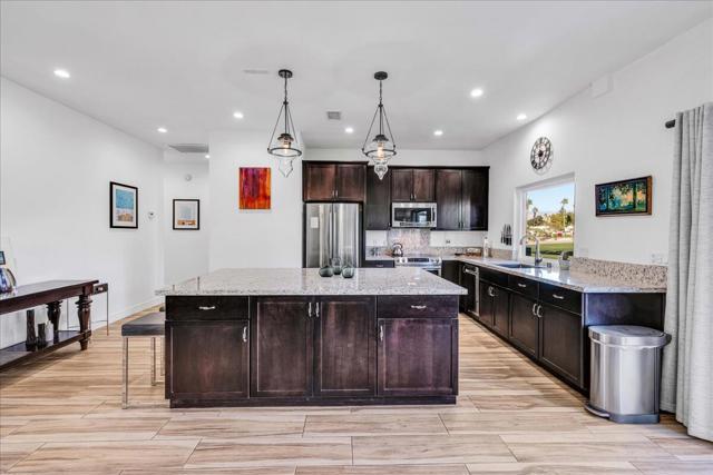 67350 W Chimayo Drive, Cathedral City CA: https://media.crmls.org/mediaz/e4ed2315-3b24-440e-a7c0-6d1723f27f25.jpg