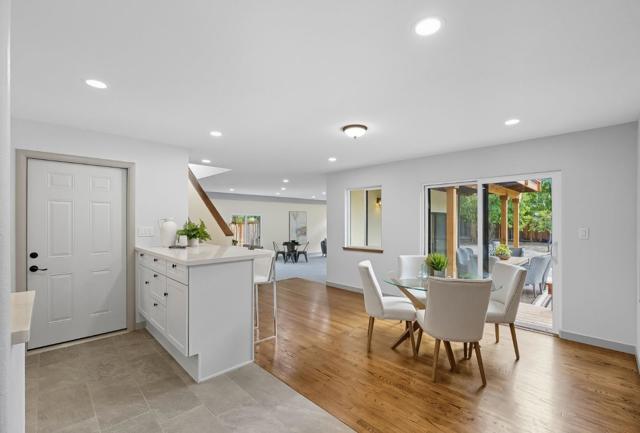 771 Sunshine Drive, Los Altos CA: https://media.crmls.org/mediaz/e4ed3bf0-2b69-43a5-be10-29845d736afa.jpg