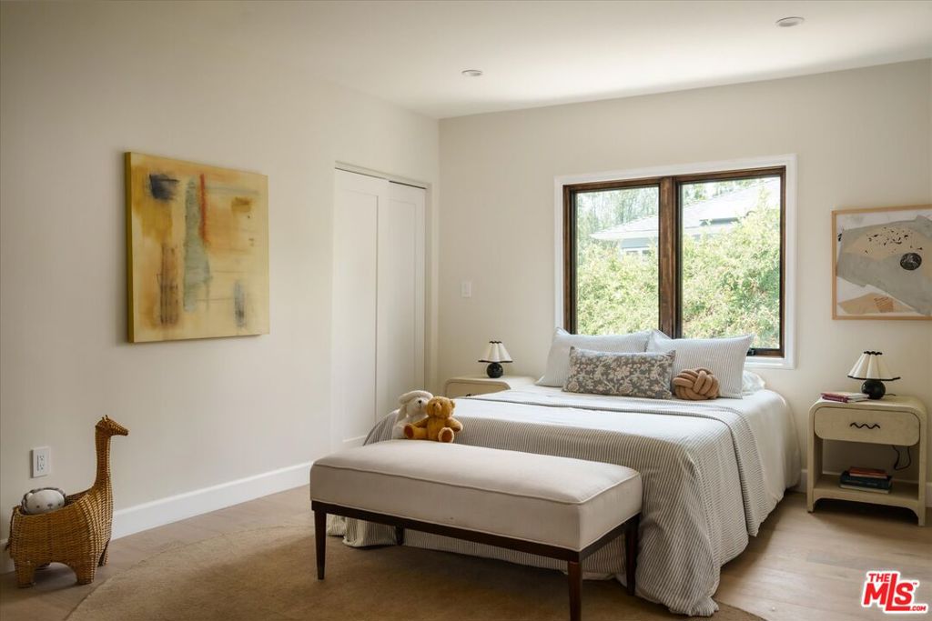 MLS #26861231 image #32