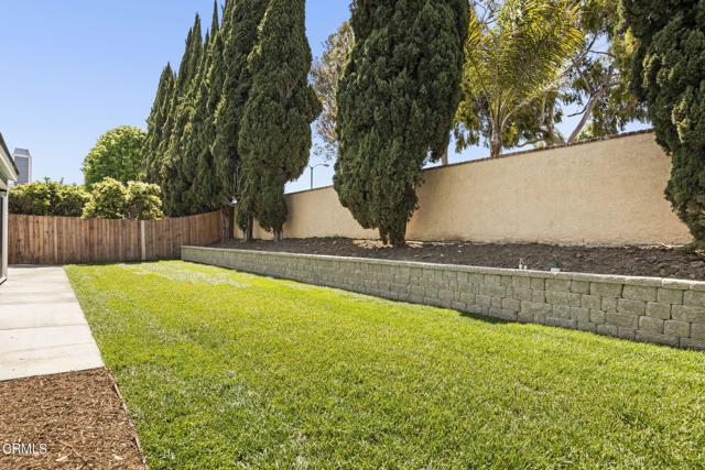 36-web-or-mls-UpmarketMedia_9941Bass-83