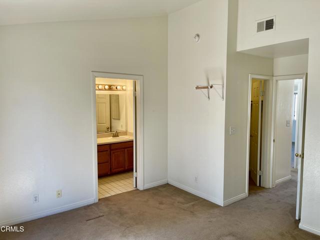 4857 Loma Vista Road, Ventura CA: https://media.crmls.org/mediaz/e4f19cdc-3d0f-4401-9a92-5d04a6e975b7.jpg