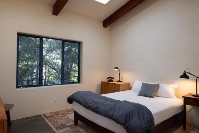 47320 Highway 1, Big Sur CA: https://media.crmls.org/mediaz/e4f1b53e-f5bc-4ada-a324-98df2dd174df.jpg