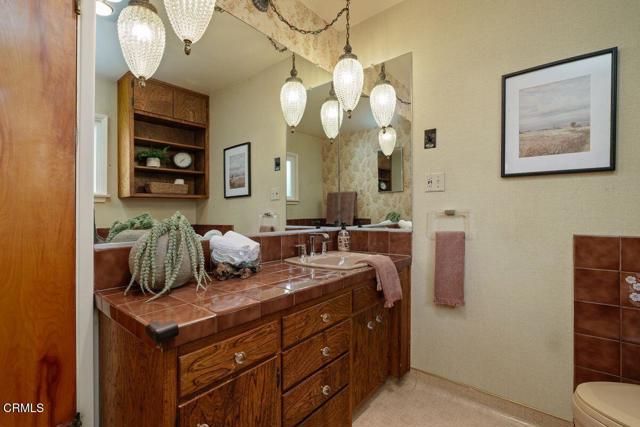 209 Dorothy Avenue, Ventura CA: https://media.crmls.org/mediaz/e4f20d81-148b-420d-b0c2-892f3b241216.jpg
