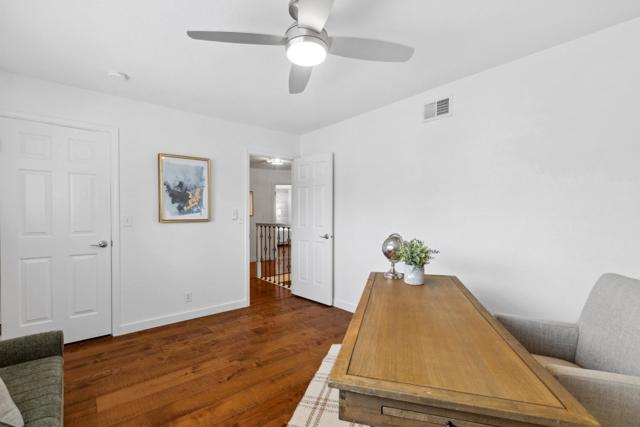 Image 27 of 47 For 6632 Catamaran Street