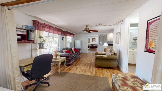 18555 Roberts Road, Desert Hot Springs CA: https://media.crmls.org/mediaz/e4f429c1-72f4-4f46-9966-62f51a73caab.jpg