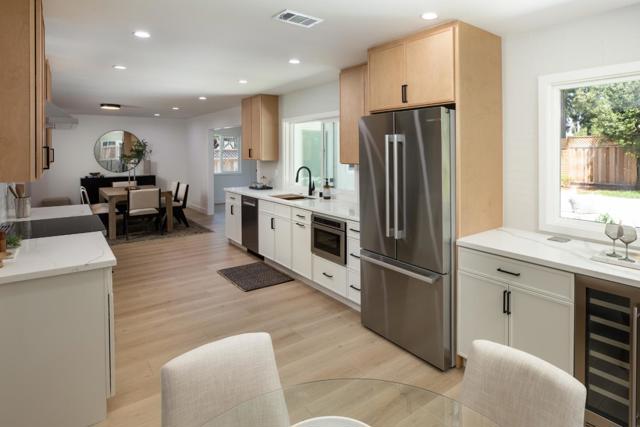 3334 San Pablo Court, Union City CA: https://media.crmls.org/mediaz/e4f4592a-fb94-4f41-be4f-72f6941aed87.jpg