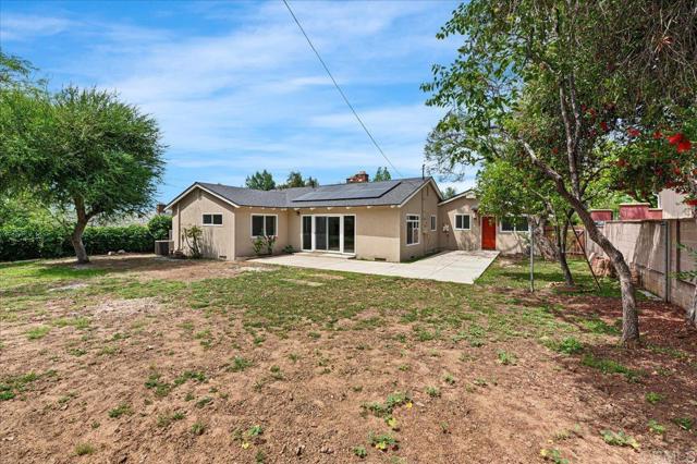 Detail Gallery Image 36 of 38 For 4042 Las Casas Ave, Claremont,  CA 91711 - 3 Beds | 2/1 Baths