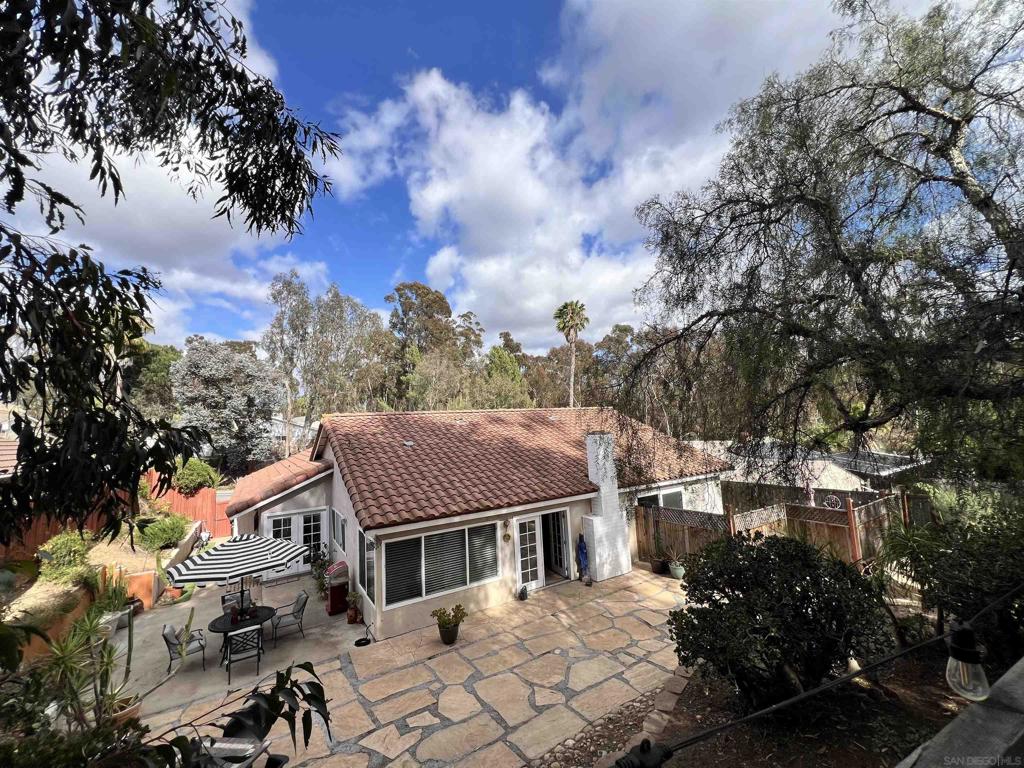 10184 Aviary Dr - photo 4