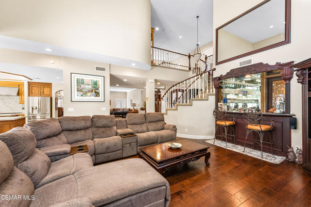 5924 Rainbow Hill Road, Agoura Hills CA: https://media.crmls.org/mediaz/e4f5360c-0266-4a89-b361-aa6499efbb07.jpg