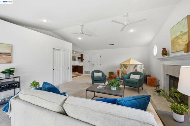 6387 Narcissus Ave, Newark CA: https://media.crmls.org/mediaz/e4f55ac4-18d4-48e8-ba50-814529c07a5c.jpg