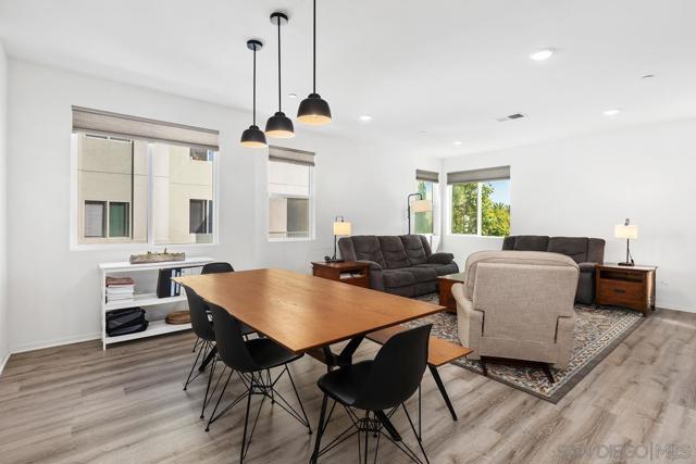 Image 3 of 22 For 5405 Beach Bluff Ln  224