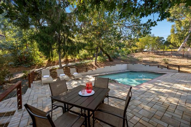 168 Sunrise Drive, Woodside CA: https://media.crmls.org/mediaz/e4f5ef2b-5236-4b2c-b43c-30db11d2d138.jpg