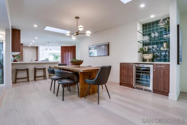 Image 10 of 40 For 896 La Jolla Rancho Rd