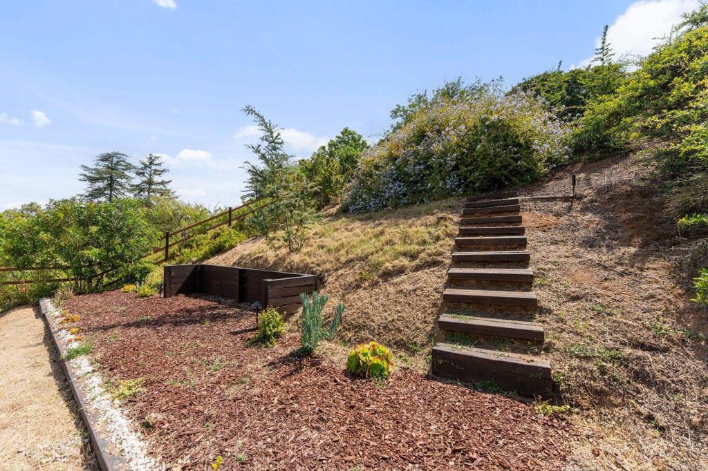 12510 Pacato Cir - photo 18