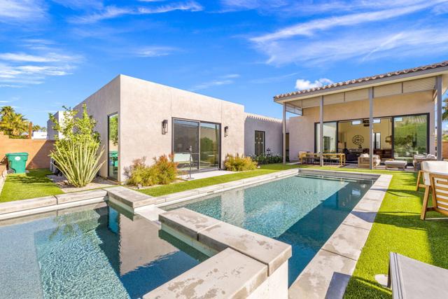 57601 Santo Thomas, La Quinta CA: https://media.crmls.org/mediaz/e4f72e9a-eb4c-431a-a202-6bfc96ab95df.jpg