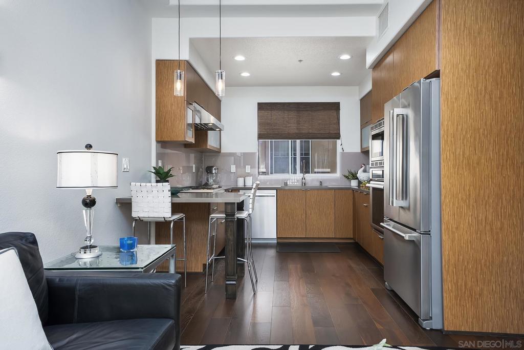 2740 Evans - photo 11