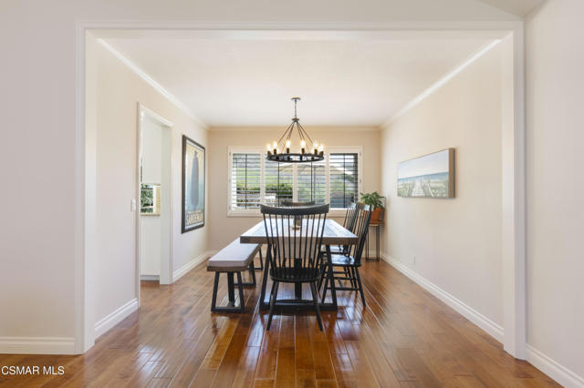 Image 5 of 33 For 6564 Woodcrest Place