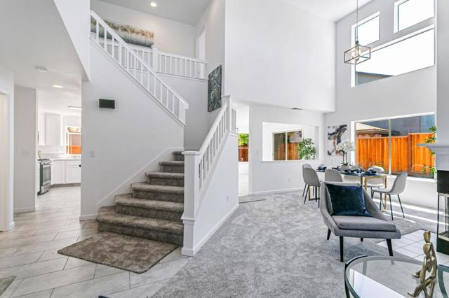 770 Babbs Creek Drive, Gilroy CA: https://media.crmls.org/mediaz/e4fabdd4-3610-4359-a24b-bdb4e85f1b74.jpg