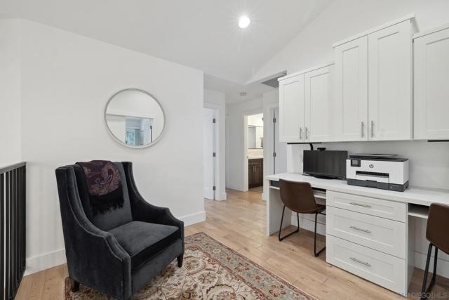 28145 Shady Meadow Ln, Yorba Linda CA: https://media.crmls.org/mediaz/e4fbb23d-374e-4444-acb6-45c205683da0.jpg