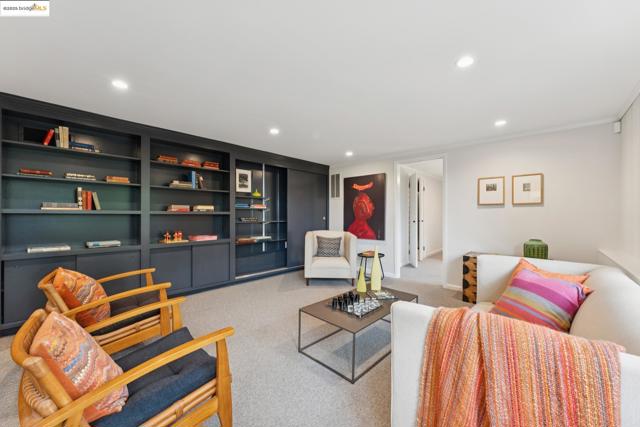 1415 Devonshire Dr, El Cerrito CA: https://media.crmls.org/mediaz/e4fbdeda-98b7-476d-ac3a-b1214675e125.jpg