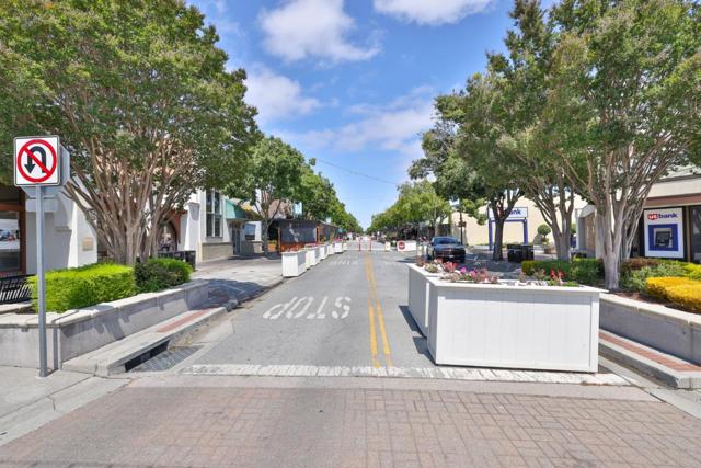 1621 Brittan Avenue, San Carlos CA: https://media.crmls.org/mediaz/e4fc82f2-3027-4d31-85dc-c59b525562a9.jpg