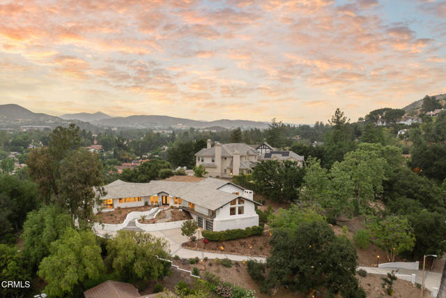 31673 Foxfield Drive, Westlake Village CA: https://media.crmls.org/mediaz/e4fcaa37-d992-4d10-a6c3-5f728db8fa16.jpg