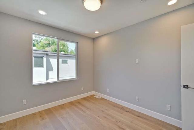 0 N Whisman Road, Mountain View CA: https://media.crmls.org/mediaz/e4fcd6ff-fdd8-4258-bd41-1f5862f6b92b.jpg