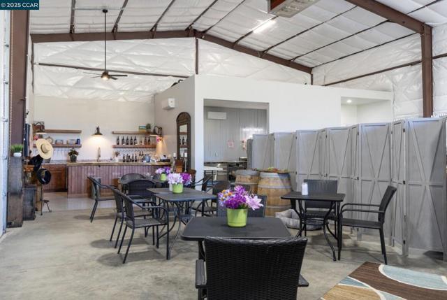 15000 Tyler Road, Fiddletown CA: https://media.crmls.org/mediaz/e4fcfdf7-fa25-43ea-90ee-4054c9b3842d.jpg
