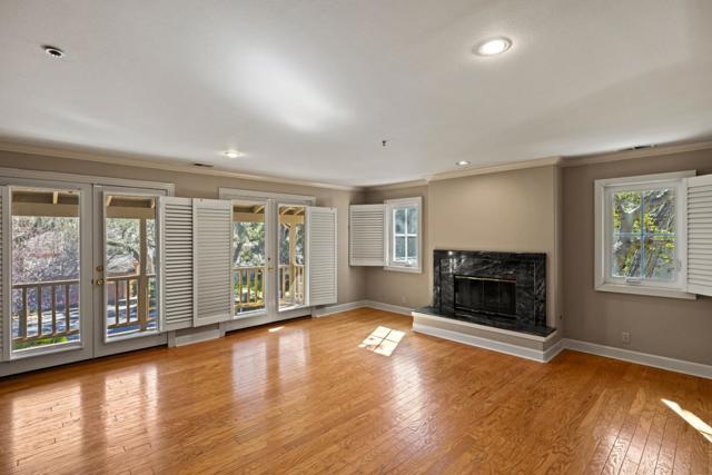 25401 Markham Lane,  CA: https://media.crmls.org/mediaz/e4fd2350-c79f-4871-88d4-5498e024dc2b.jpg