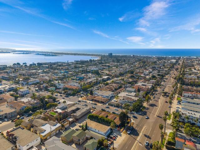 Image 22 of 26 For 1415 Grand Avenue