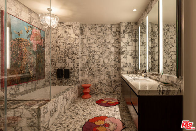 Image 9 of 34 For 8420 Sunset Boulevard 504