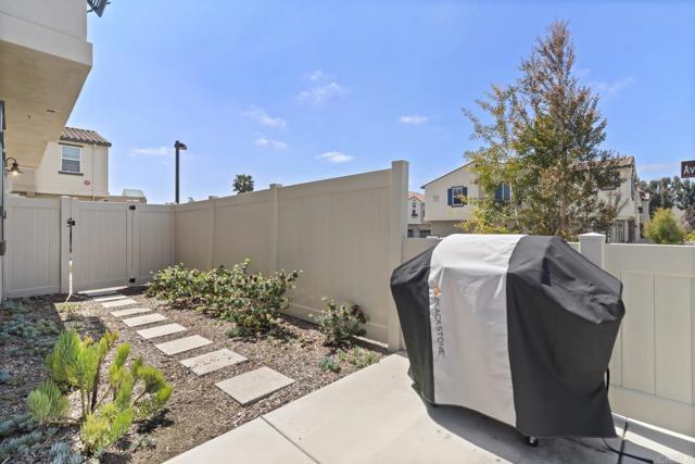 Detail Gallery Image 32 of 41 For 143 Avenida Chapala #101,  San Marcos,  CA 92069 - 4 Beds | 2/1 Baths