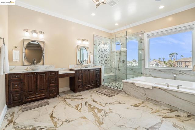 2012 Windward Pt, Discovery Bay CA: https://media.crmls.org/mediaz/e501047e-d251-4587-88ac-adf9a768dec8.jpg