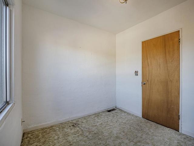 35 Sycamore Street, Watsonville CA: https://media.crmls.org/mediaz/e501578c-63bf-45d4-b8b9-25e63ced12de.jpg