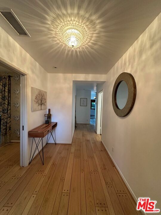 2005 Chilton Drive, Glendale CA: https://media.crmls.org/mediaz/e5015fc9-cb0e-4811-8424-a14e328c85f1.jpg