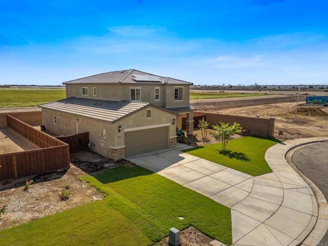 2504 Vista Del Mar Lane, Imperial CA: https://media.crmls.org/mediaz/e504a4bf-d5bd-4355-bb81-611c000a06ff.jpg