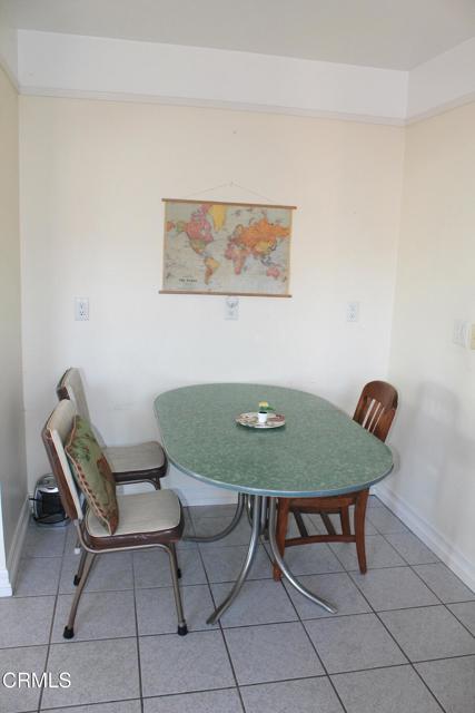 1693 Poli Street, Ventura CA: https://media.crmls.org/mediaz/e504b42e-5835-4f96-963c-1f31542e9b0e.jpg