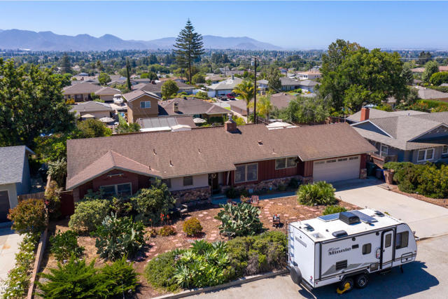 60 Natalie Way, Camarillo CA: https://media.crmls.org/mediaz/e506d3d5-3719-4e7d-b353-4739ab0355dc.jpg