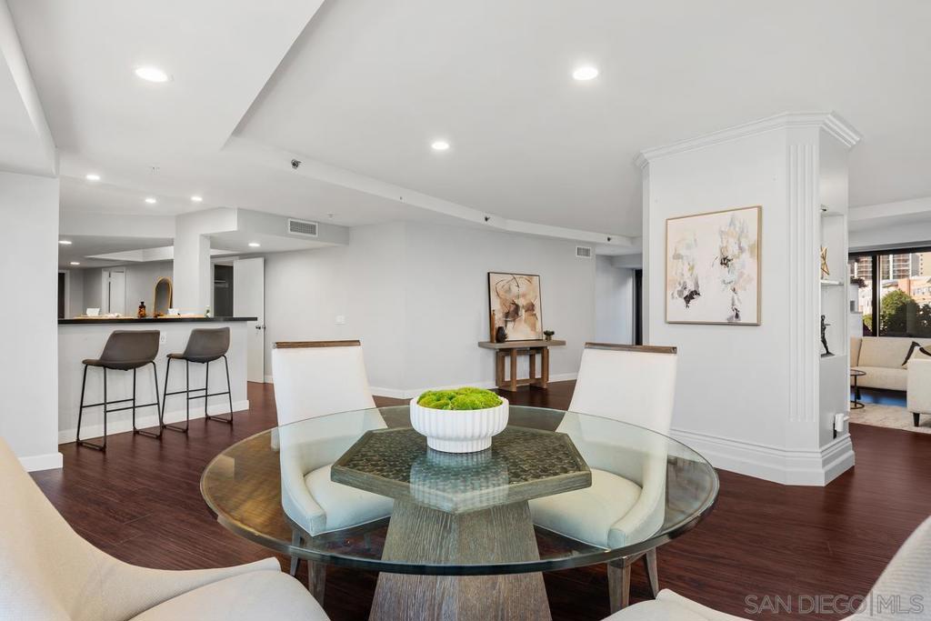 200 Harbor Dr - photo 12