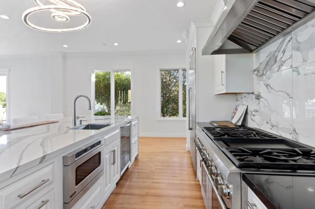 2496 Butternut Drive, Hillsborough CA: https://media.crmls.org/mediaz/e50761aa-d111-4e0b-b627-f8fa59a7ac28.jpg