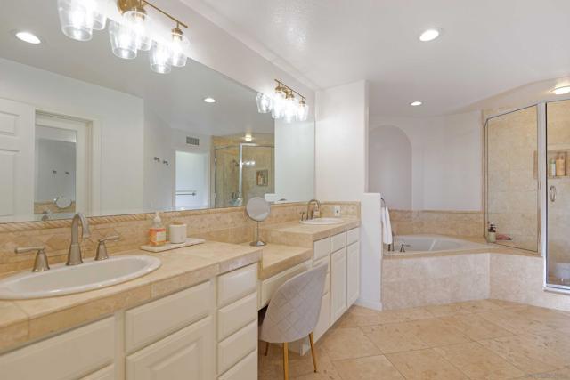 1329 Caminito Balada, La Jolla CA: https://media.crmls.org/mediaz/e507cd47-01cd-4d50-8fb6-c5f5626c5878.jpg