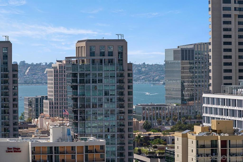 800 The Mark Ln - photo 9