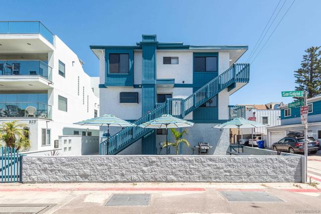822 San Gabriel Pl, San Diego CA: https://media.crmls.org/mediaz/e508c2a2-b3dd-491c-aac6-9ba24deac152.jpg